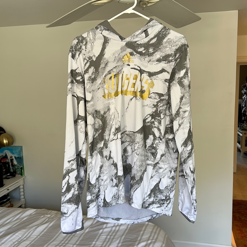 Rutgers light weight hoody size large